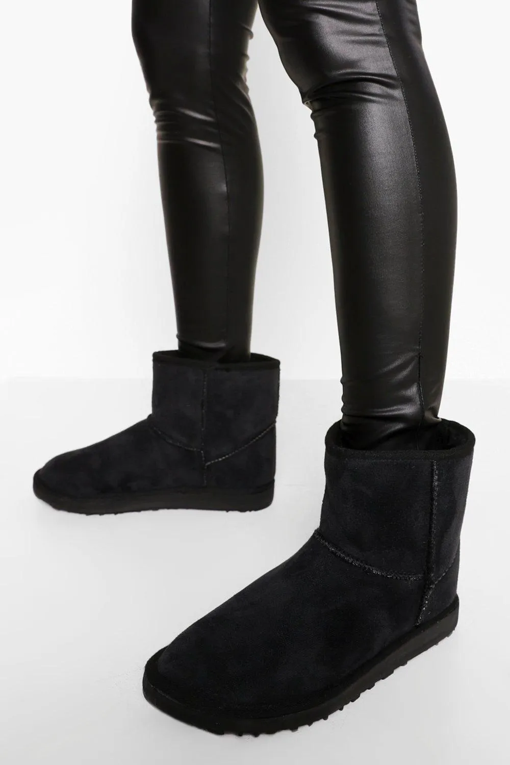 Ankle Cozy Boot