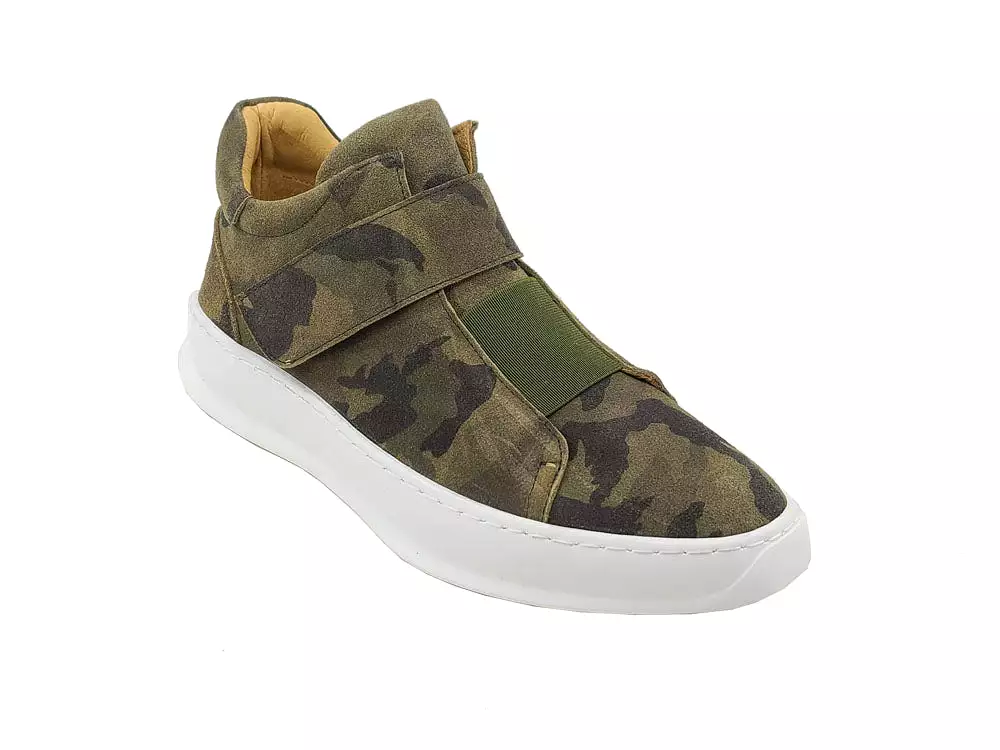 Camouflage Printed Suede Sneakers