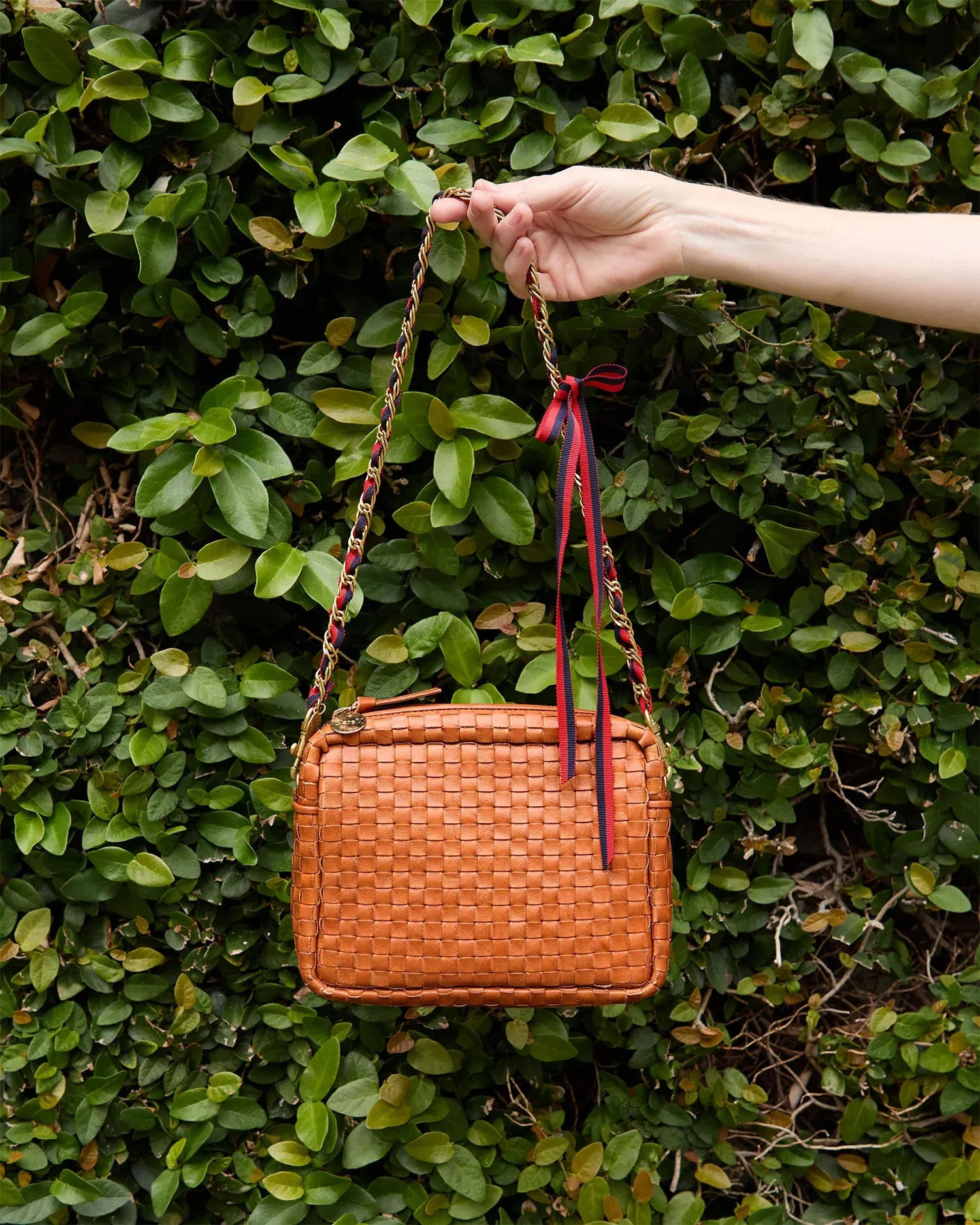 CLARE V. Midi Sac Natural Woven