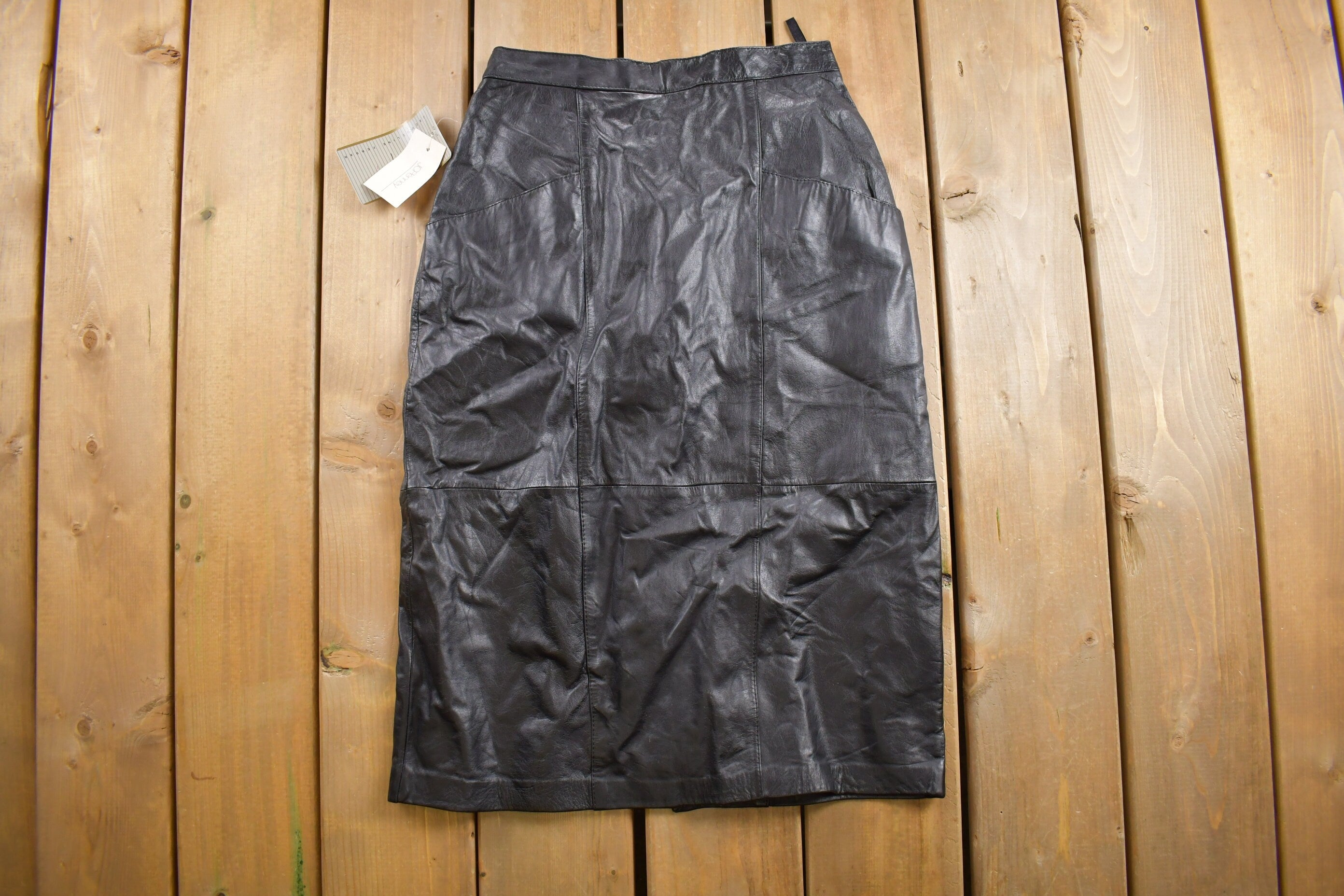 Deadstock Vintage 1980s Jacqueline Ferrar Black Leather Skirt Size 26 x 26 / Jc Penny / Vintage Skirt / 80s Retro Style / Genuin