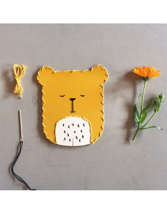 FABELAB - ANIMAL EMBROIDERY KIT - BEAR