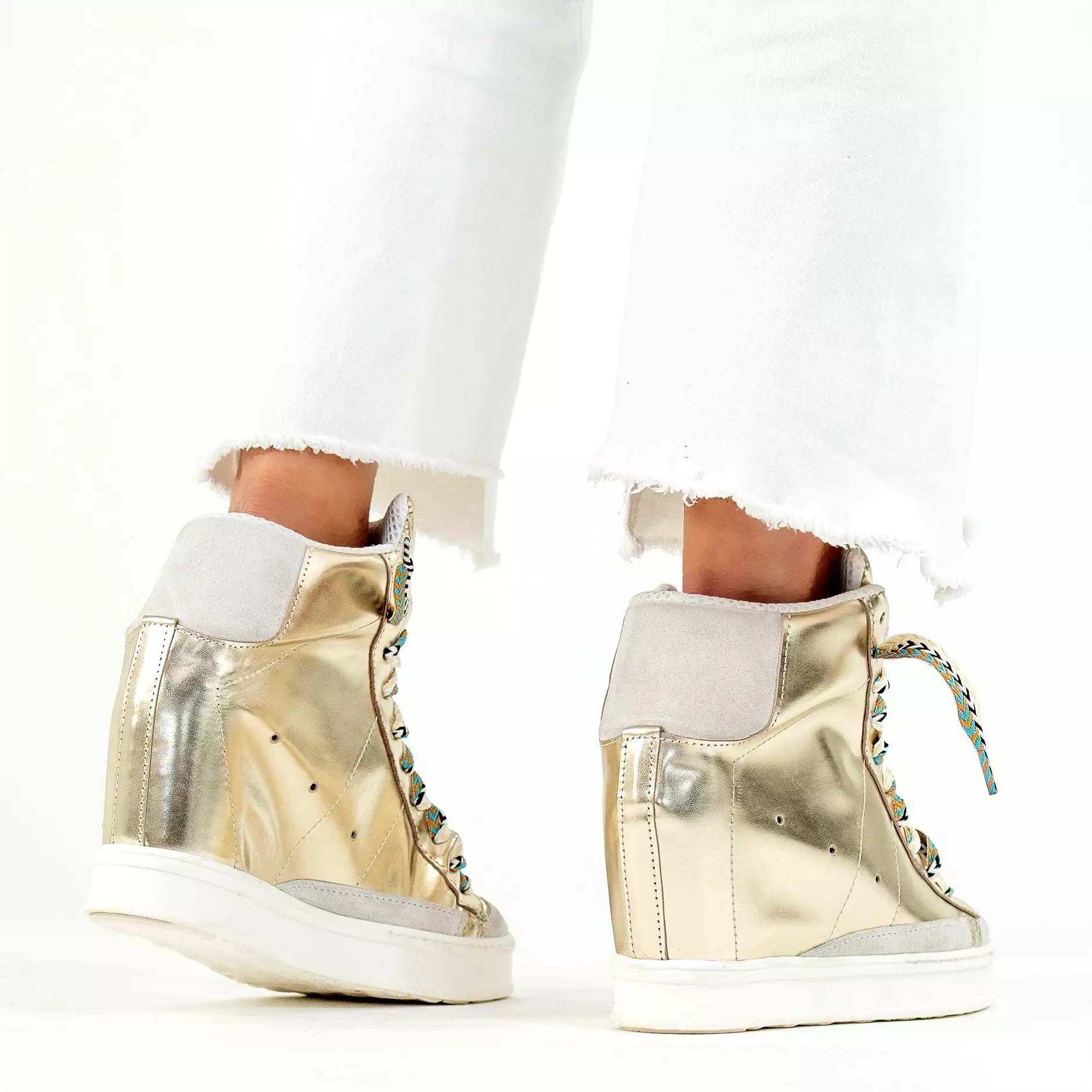 Fearless 2.0 Oro Wedge Sneaker