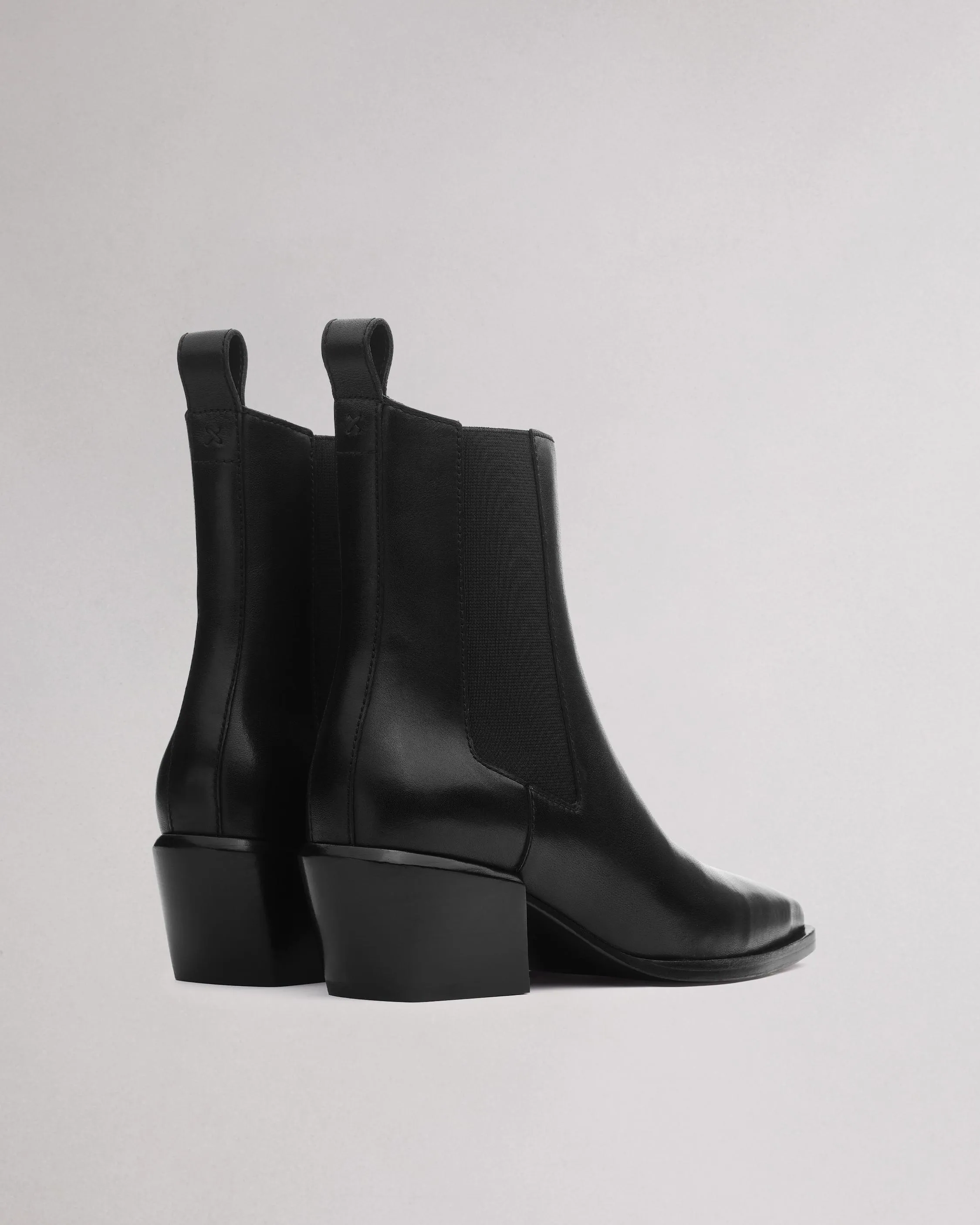 Joni Chelsea Boot