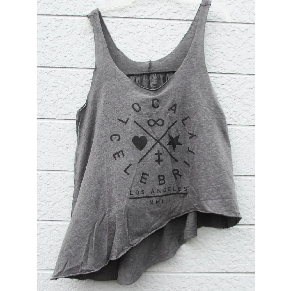 Local Celebrity  |U-Neck Medium Oversized Tanks & Camisoles