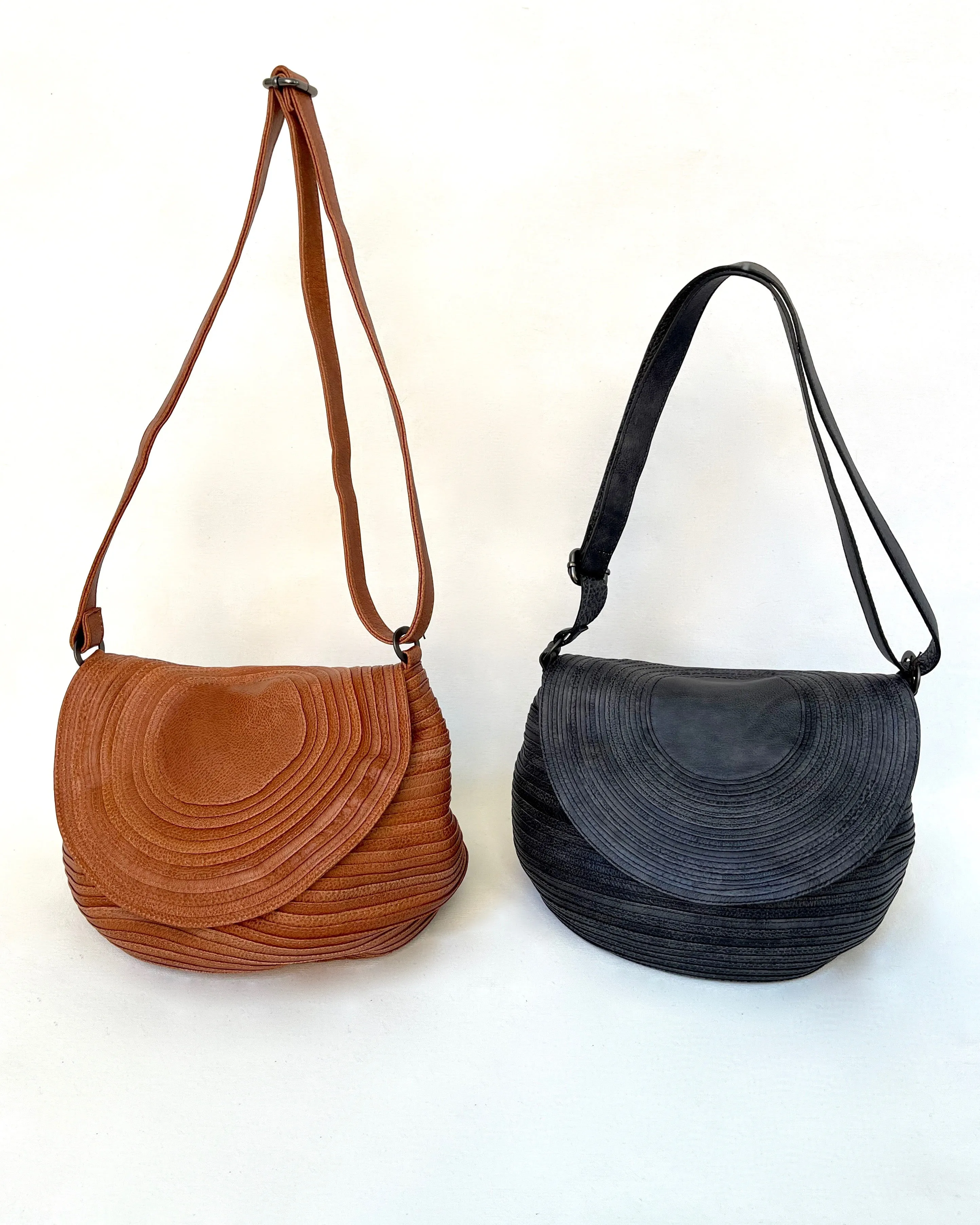 Majo Crossbody Circle Bag