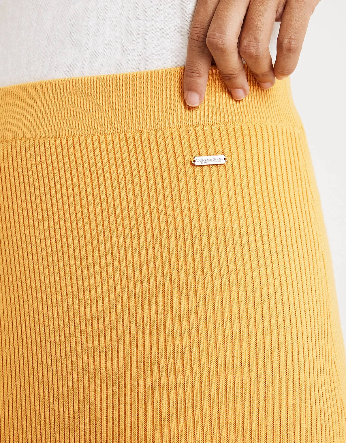 Mustard Button Midi Skirt - Erepit