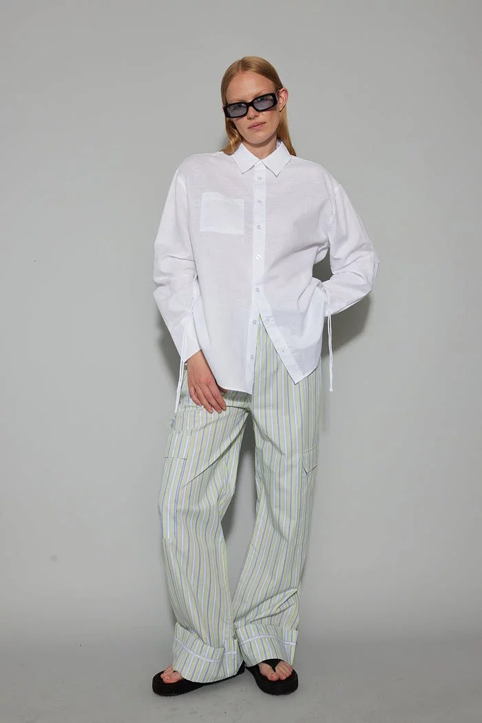 oval square Leo Shirt White