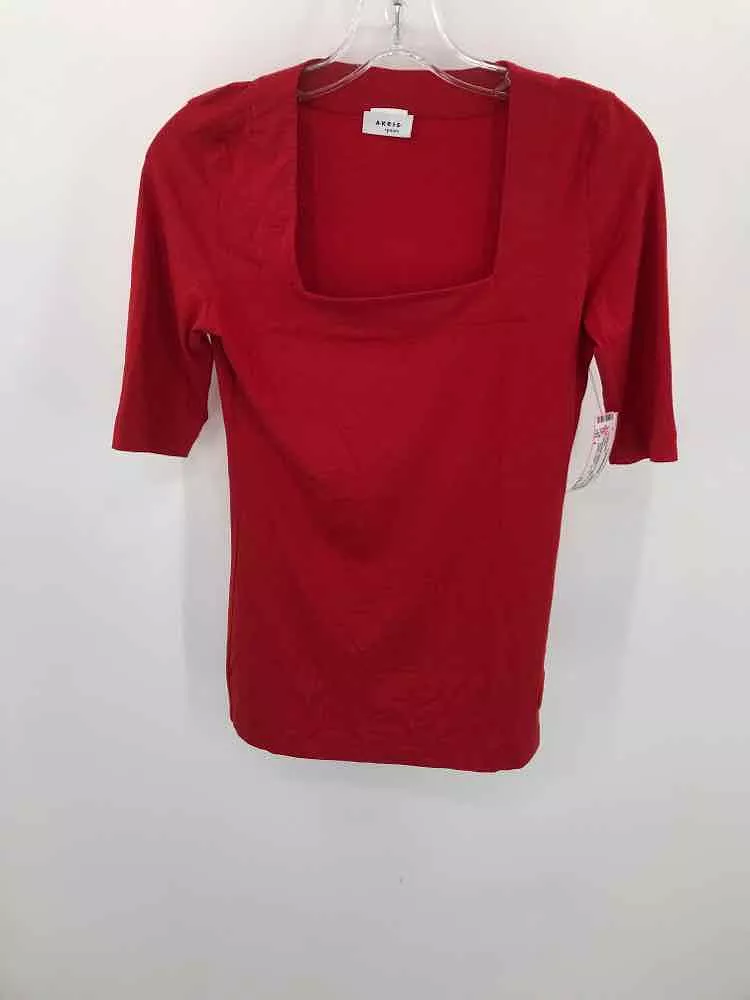 Pre-Owned Akris Punto Red Size 4 T-shirt