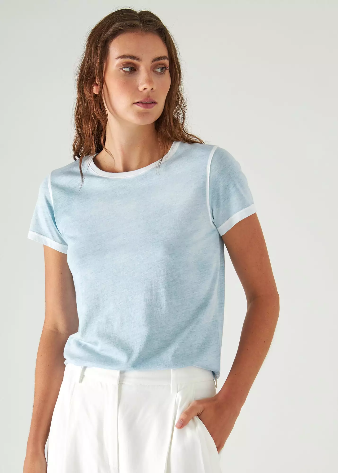 REVERSE SPRAY LIGHTWEIGHT PIMA COTTON T-SHIRT