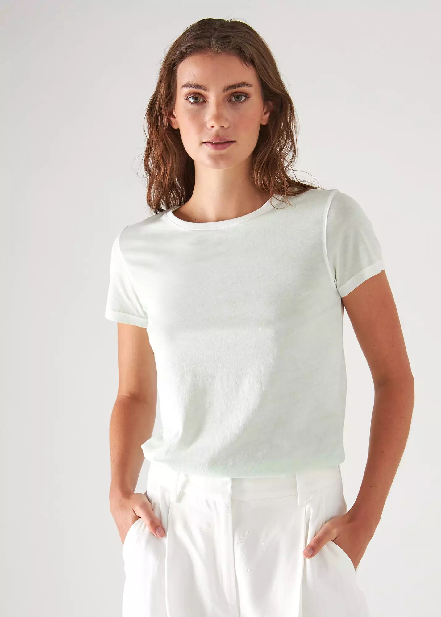 REVERSE SPRAY LIGHTWEIGHT PIMA COTTON T-SHIRT