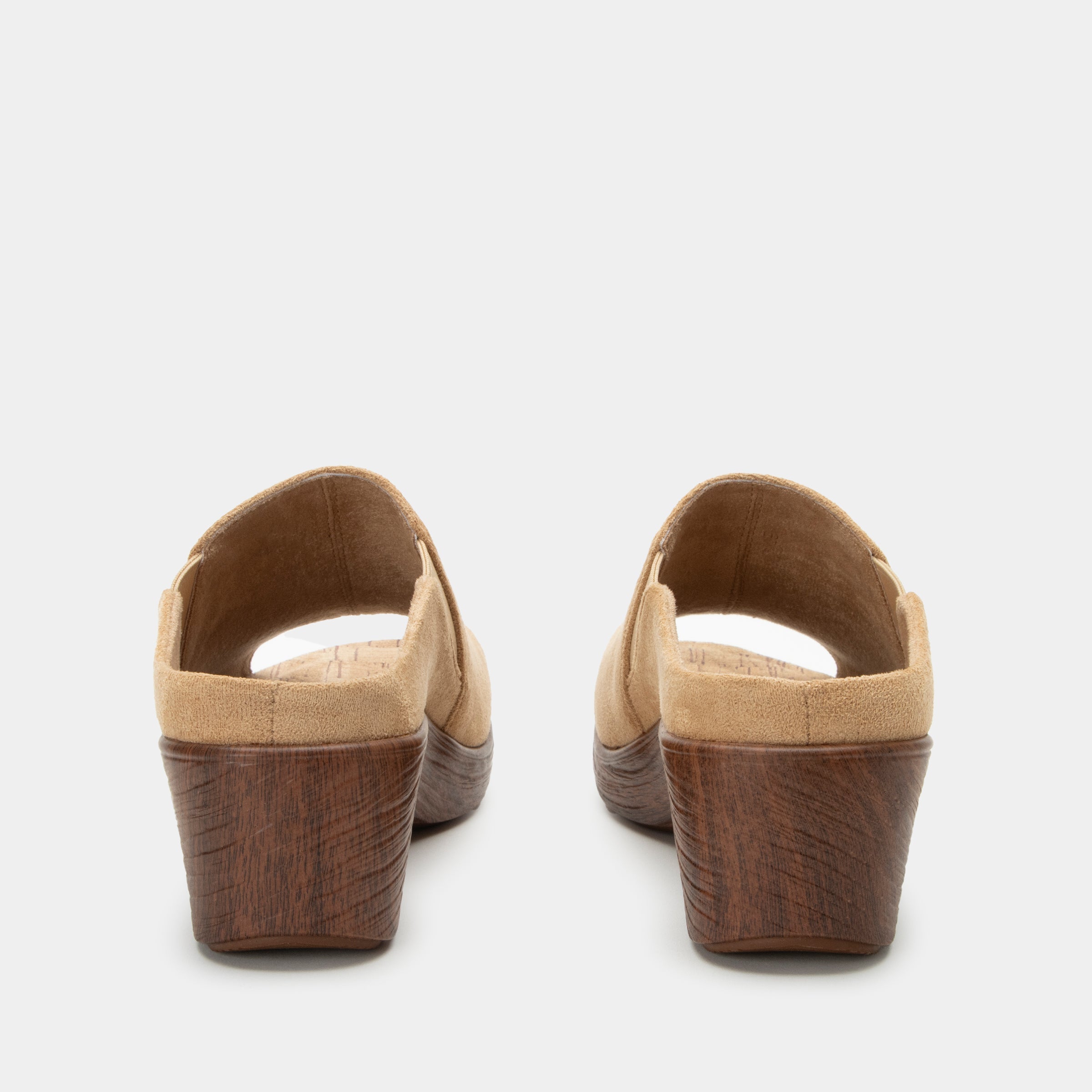 Shilaine Stretch Naturally Sandal