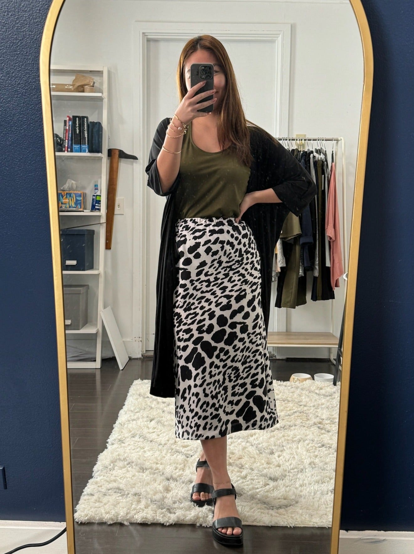 Sierra Skirt - Snow Leopard