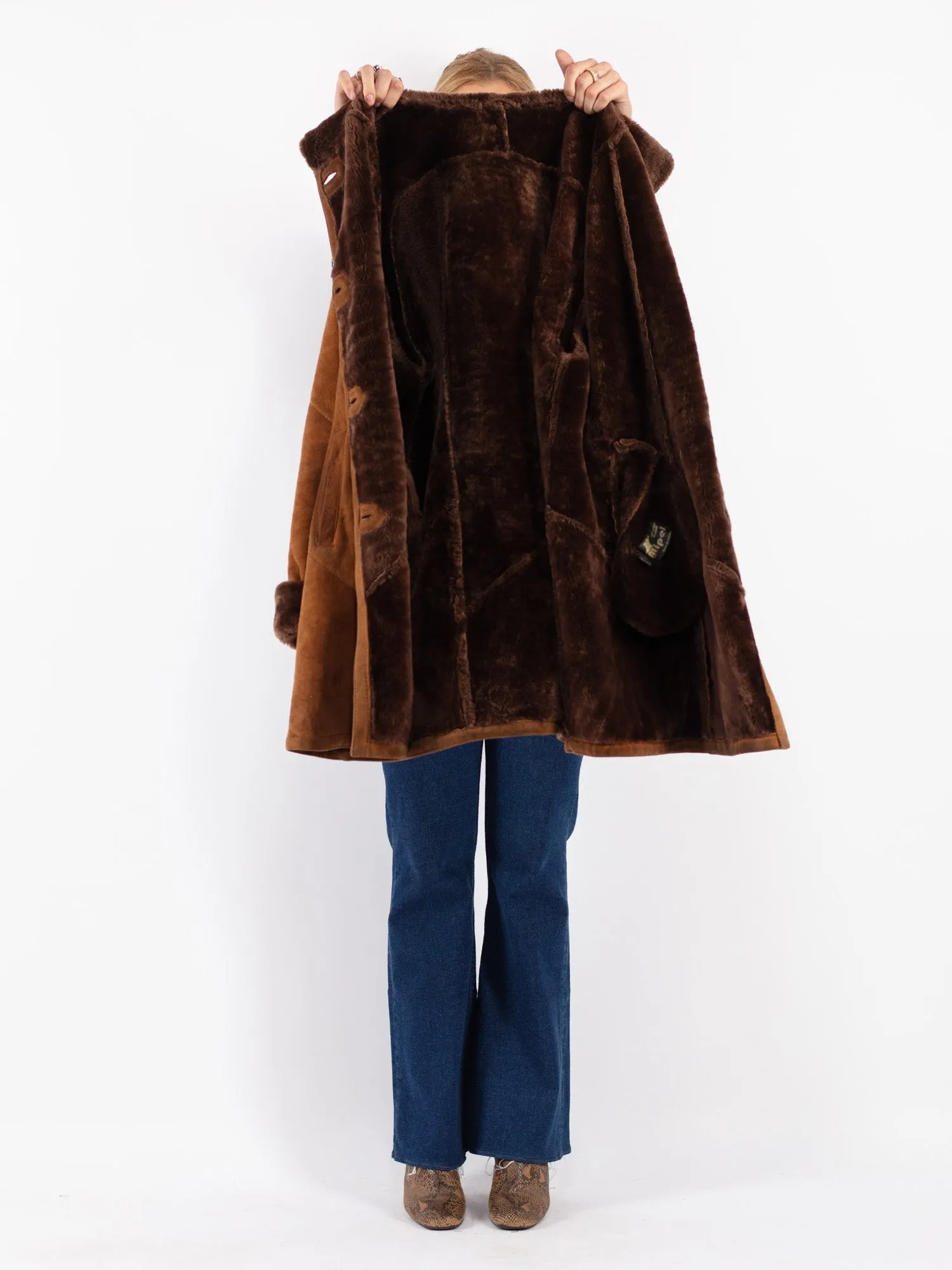 Vintage 80's Women Hooded Sheepskin Coat in Brown