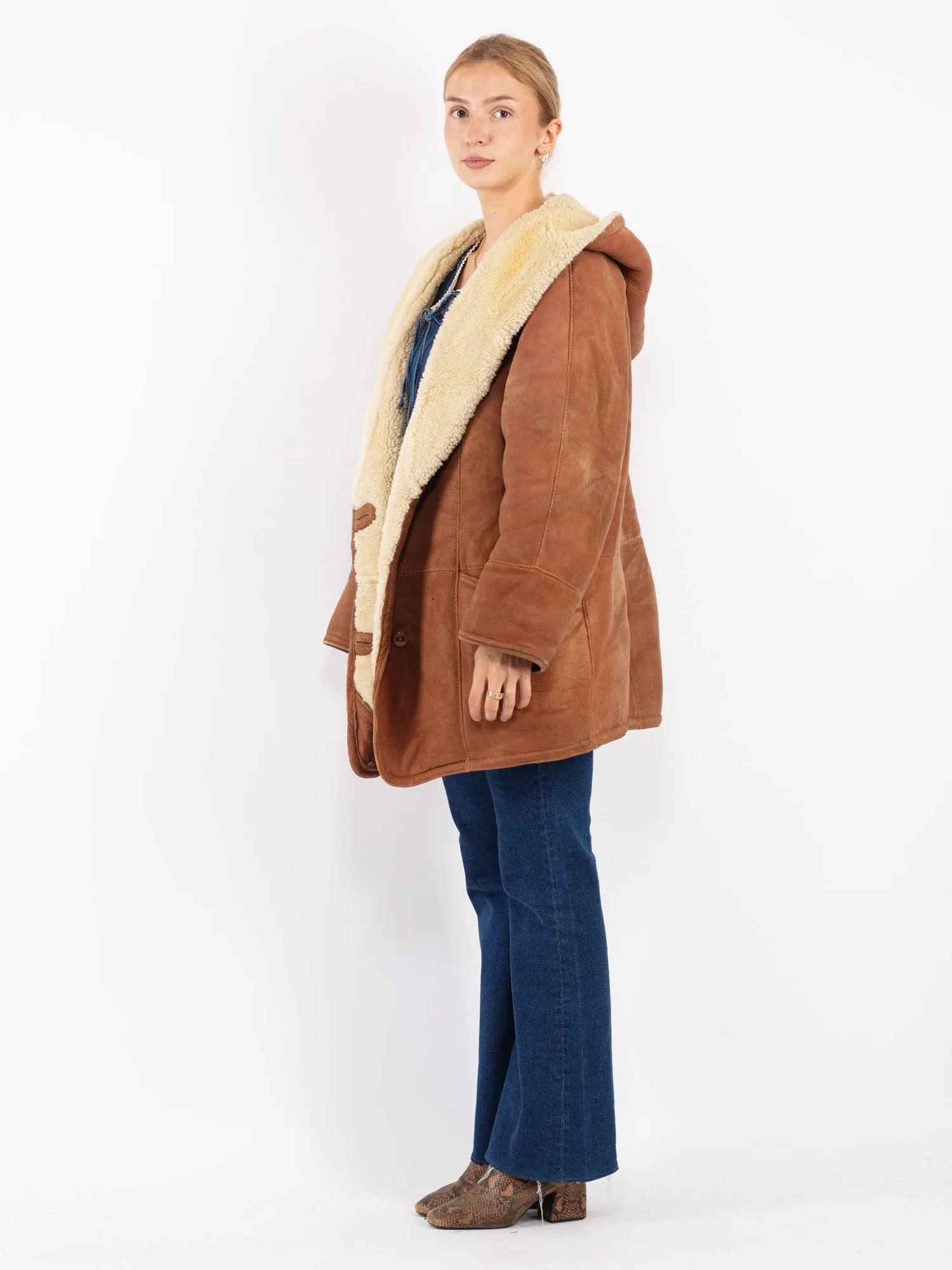 Vintage 80's Women Oversized Sheepskin Coat in Brown