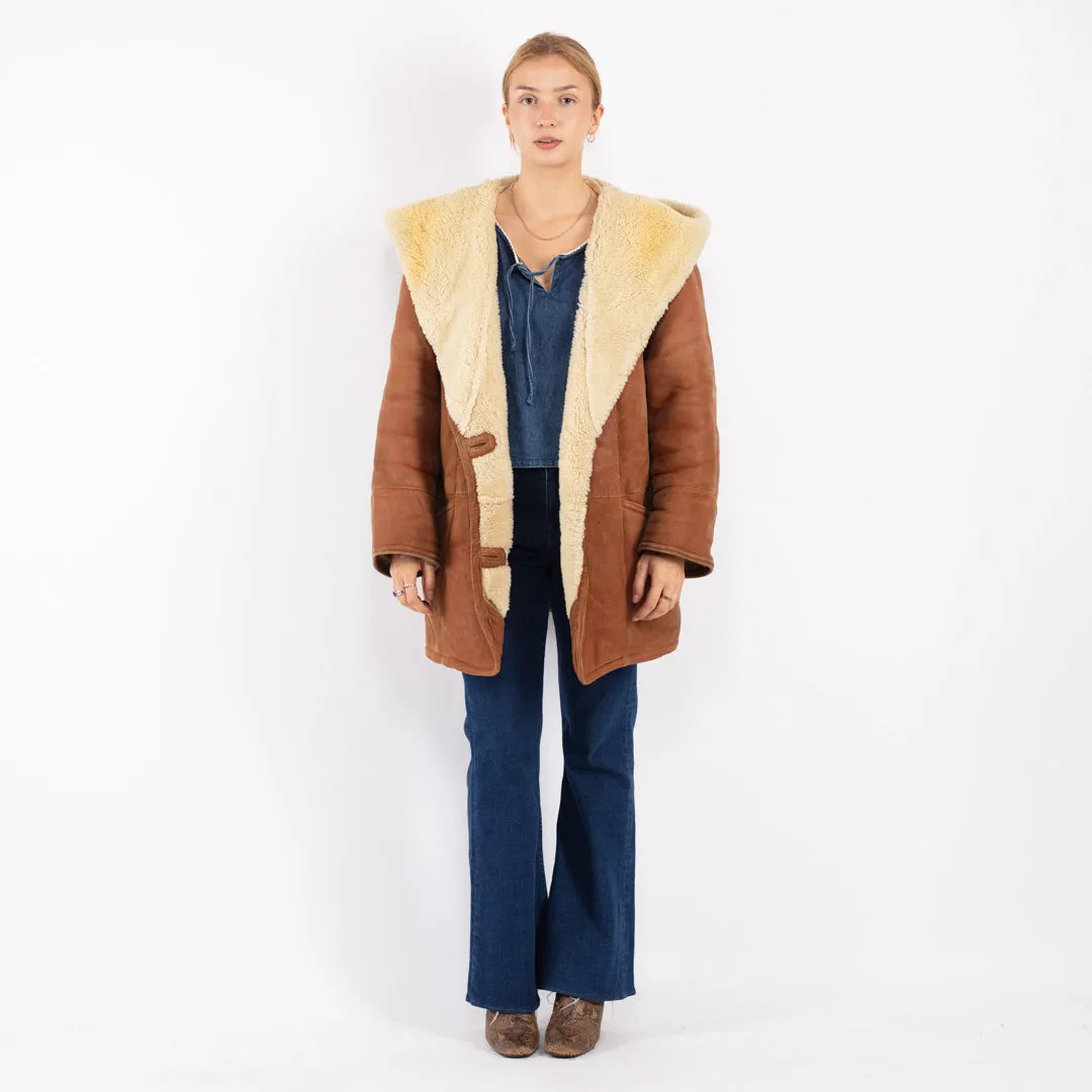 Vintage 80's Women Oversized Sheepskin Coat in Brown